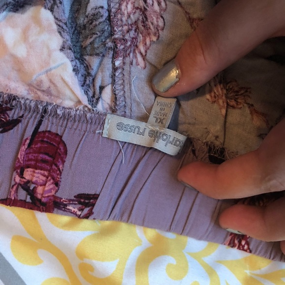 Women’s Charlotte Russe shorts - Picture 2 of 2